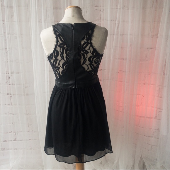 BCBGeneration NWT Black Faux Leather/Lace Dress Flowy Bottom Women's Size 4 - Picture 2 of 13